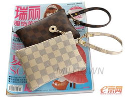 ▆▆◣每周更新 現(xiàn)貨 春季運(yùn)動(dòng)套裝 打底褲 空調(diào)披巾 連褲襪 女鞋缺碼大清貨 包包 衣服 日用品 20元以上